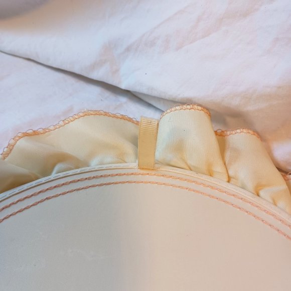 VTG 1988 Giordano Art Satin Lace Oval Framed Dolls in Red Christmas Stocking 15" - Picture 7 of 9